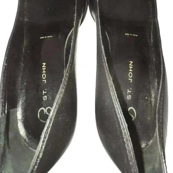 St. John Women’s Black Gold Buckle Classic Elegant Pumps‎ Size 5.5 - Picture 7 of 7